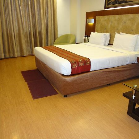 Hotel Budhil Park Visakhapatnam Eksteriør bilde