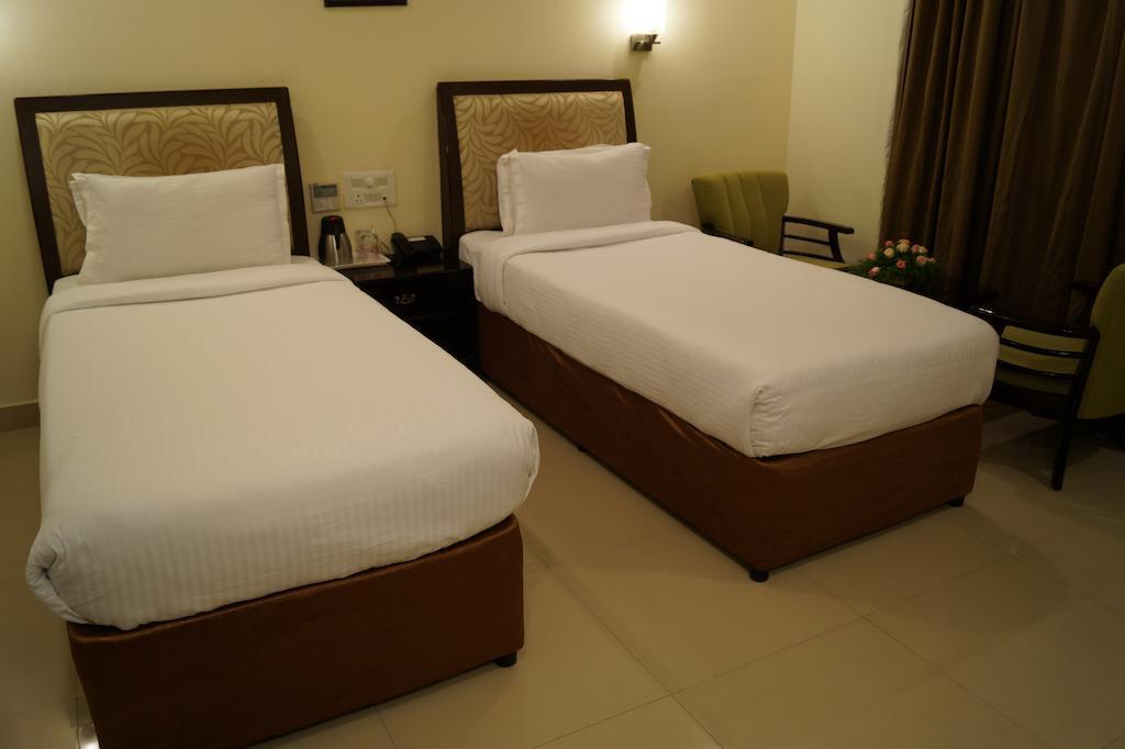 Hotel Budhil Park Visakhapatnam Rom bilde