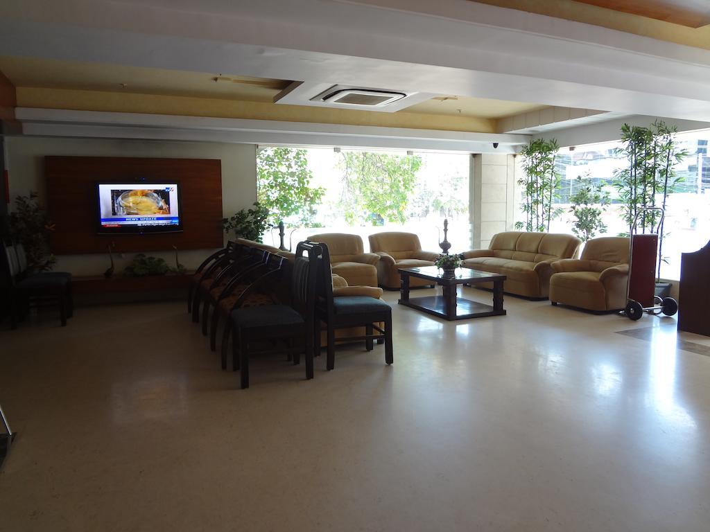 Hotel Budhil Park Visakhapatnam Eksteriør bilde