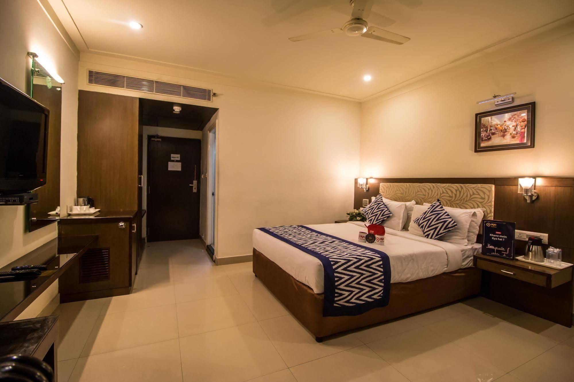 Hotel Budhil Park Visakhapatnam Eksteriør bilde
