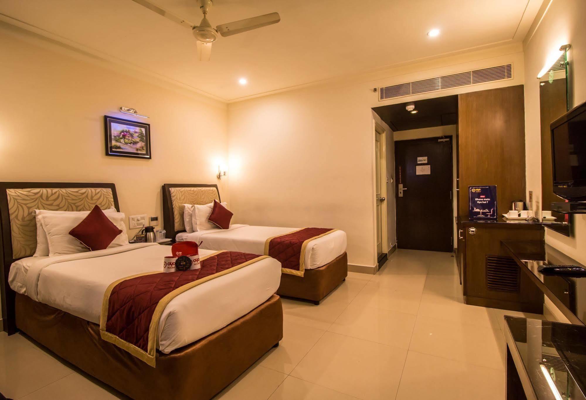 Hotel Budhil Park Visakhapatnam Eksteriør bilde