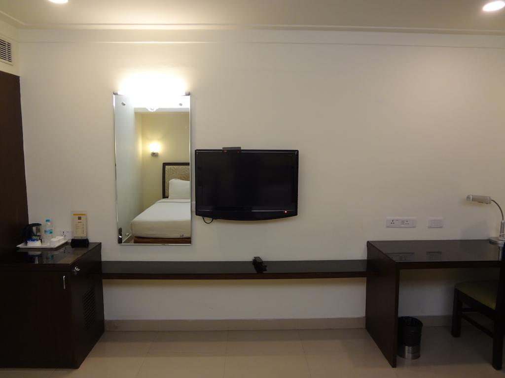 Hotel Budhil Park Visakhapatnam Eksteriør bilde