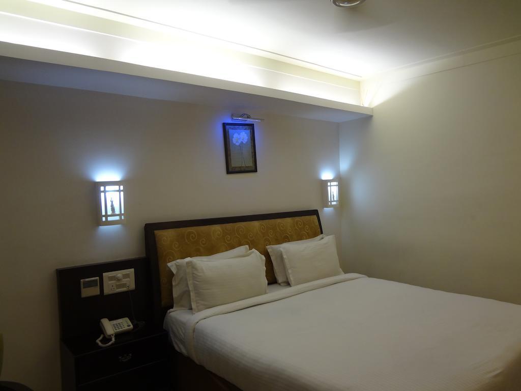 Hotel Budhil Park Visakhapatnam Eksteriør bilde